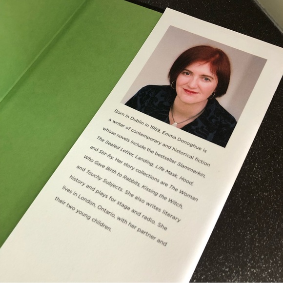 Room by Emma Donoghue hardcover - Picture 9 of 11